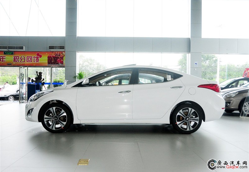朗動車型 外觀圖