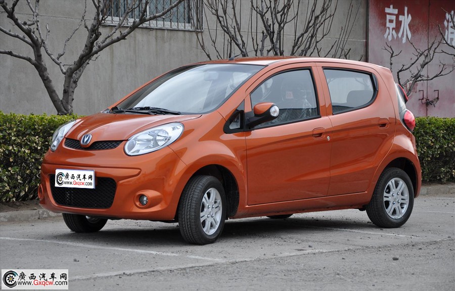奔奔MINI車型 外觀圖