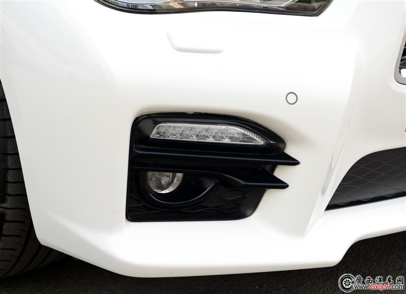英菲尼迪Q50車型 細(xì)節(jié)圖