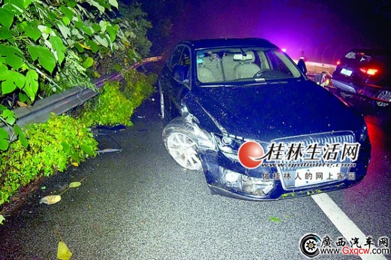 翼虎撞隔離欄報(bào)廢 Q5斷軸 繞城高速公路 靈川匝道 收費(fèi)站